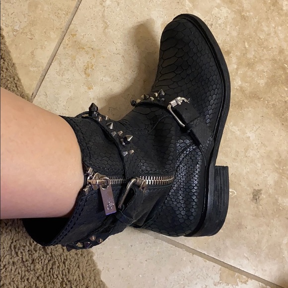 Sam Edelman snake embossed Adele boots 8.5 - Picture 1 of 11